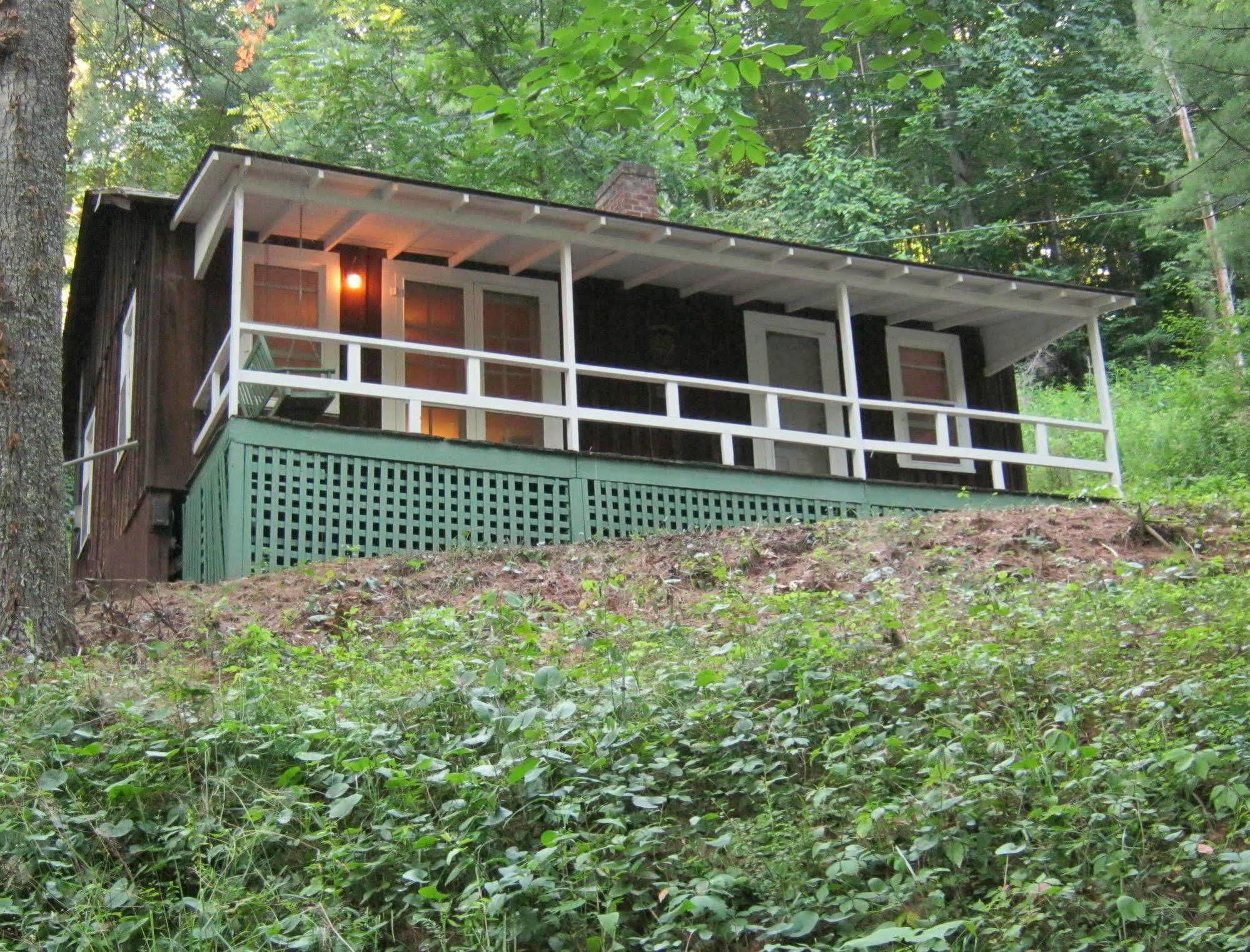 The Cabins At Healing Springs Crumpler 외부 사진