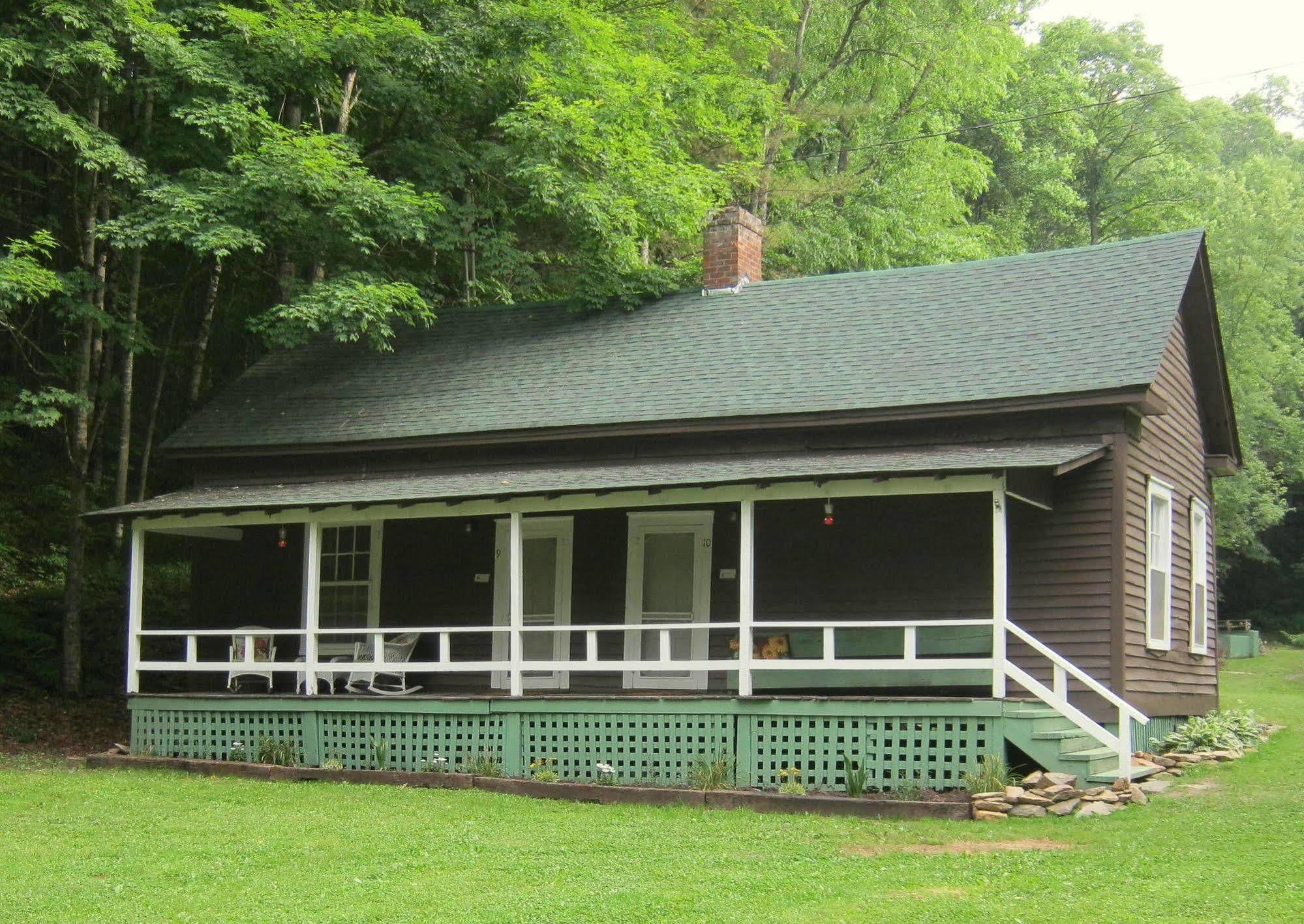 The Cabins At Healing Springs Crumpler 외부 사진