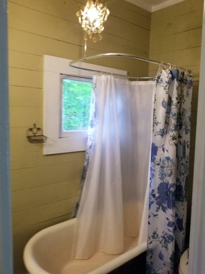 The Cabins At Healing Springs Crumpler 외부 사진